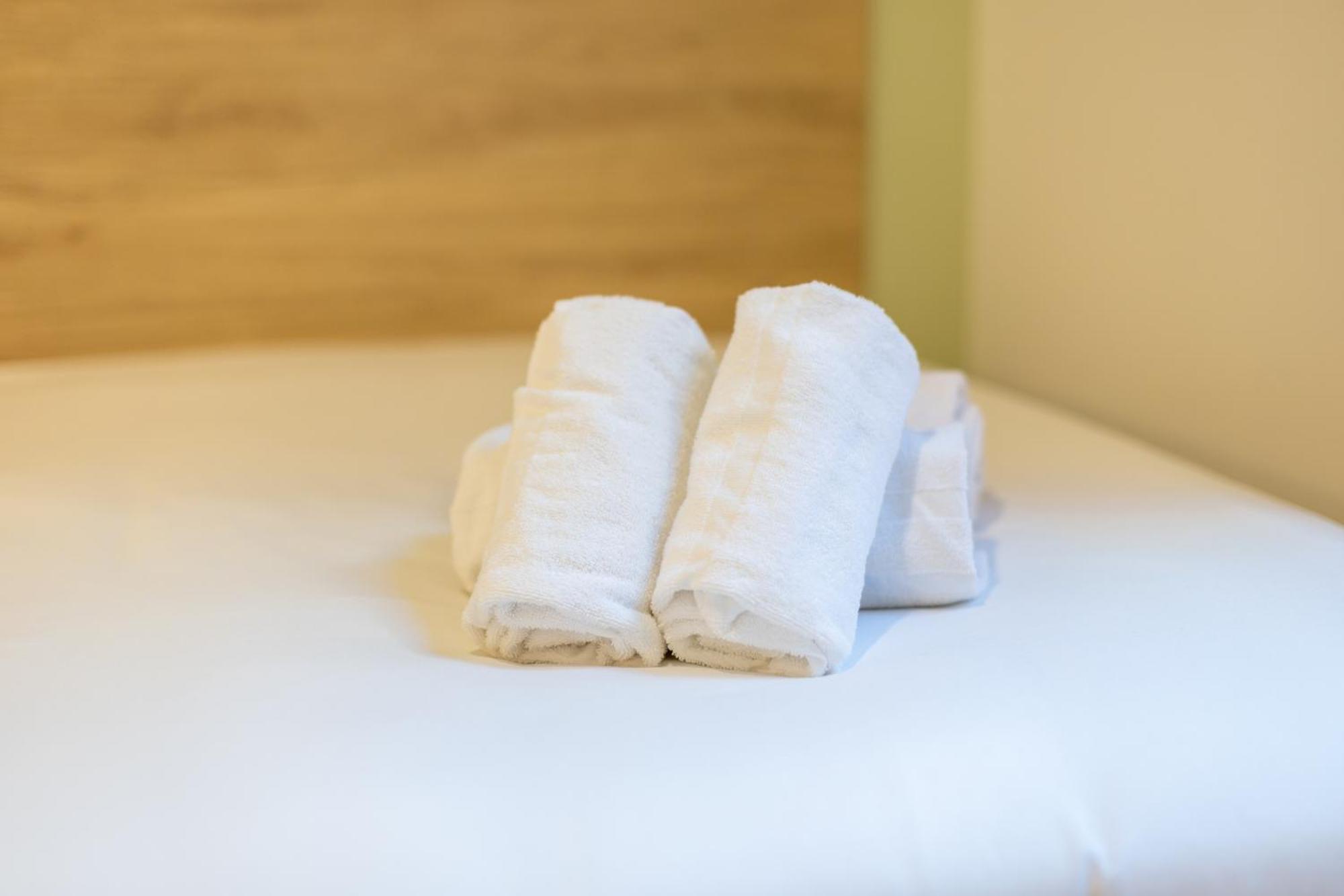 Hotel Nido Malvarrosa Valencia Bilik gambar