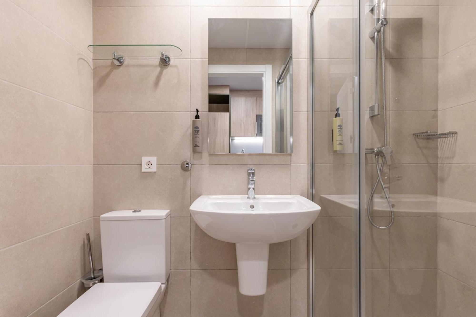 Hotel Nido Malvarrosa Valencia Bilik gambar